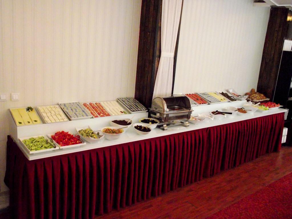 Akman Hotel Kusadası Esterno foto