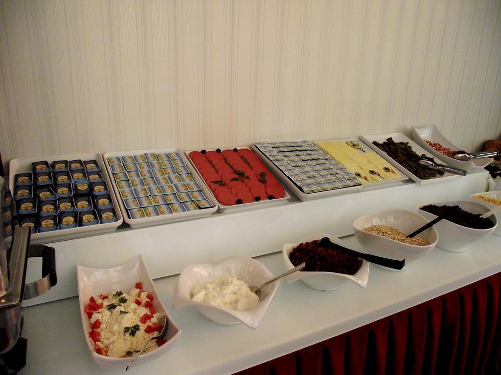 Akman Hotel Kusadası Esterno foto