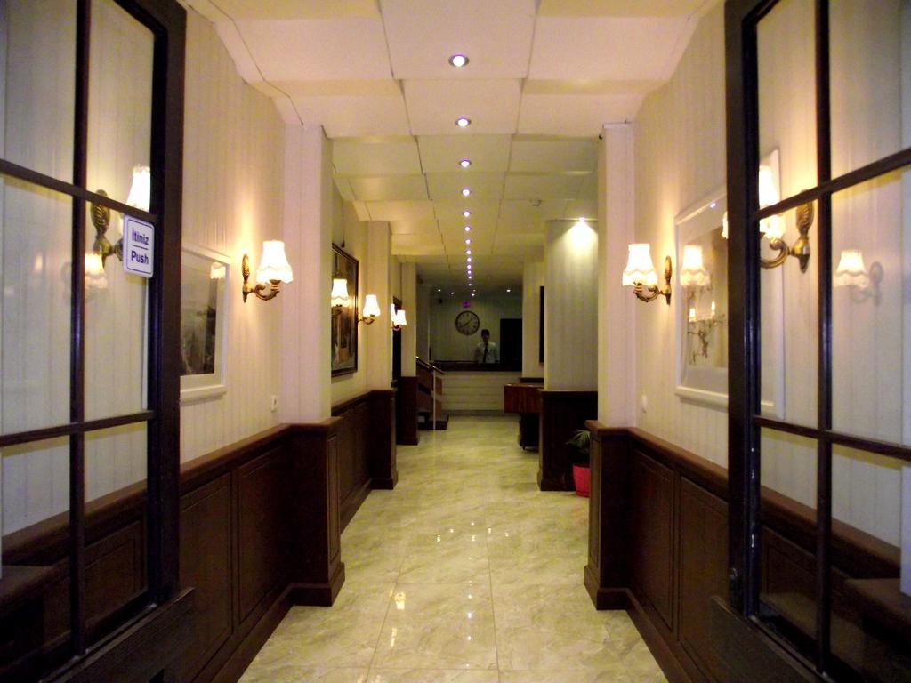 Akman Hotel Kusadası Esterno foto