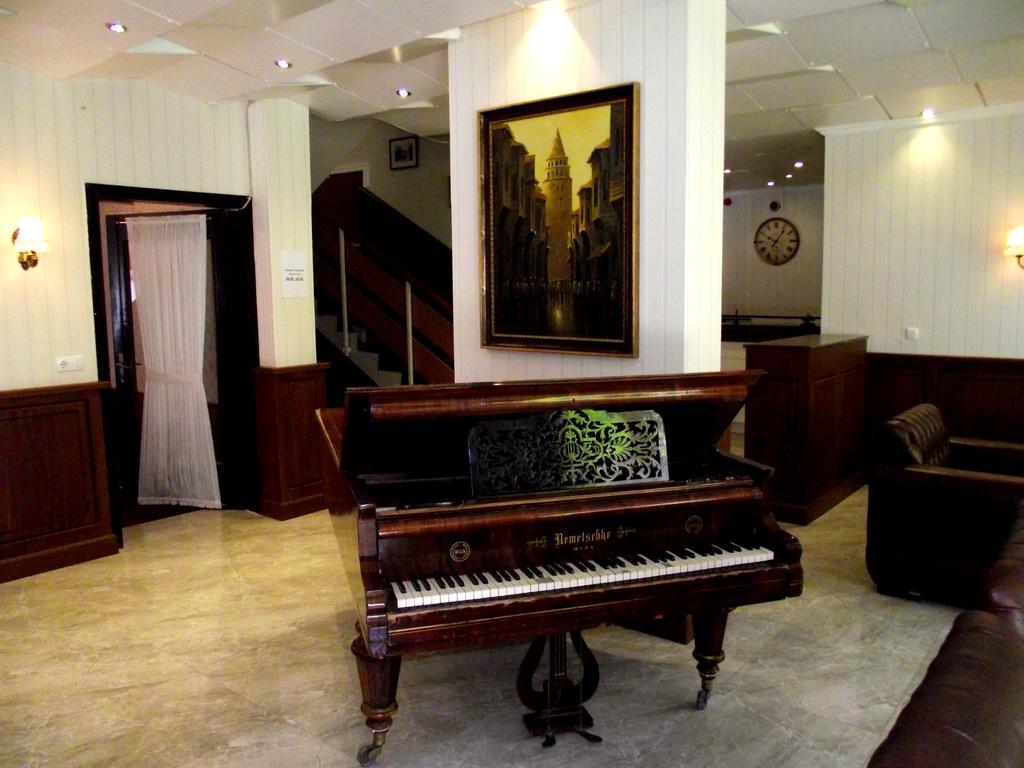 Akman Hotel Kusadası Esterno foto