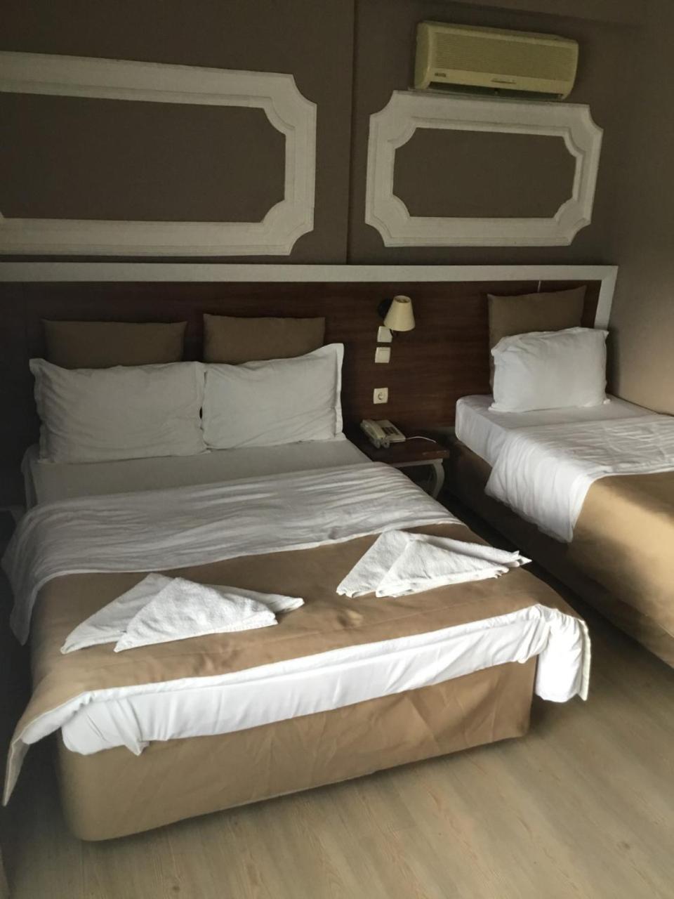 Akman Hotel Kusadası Esterno foto