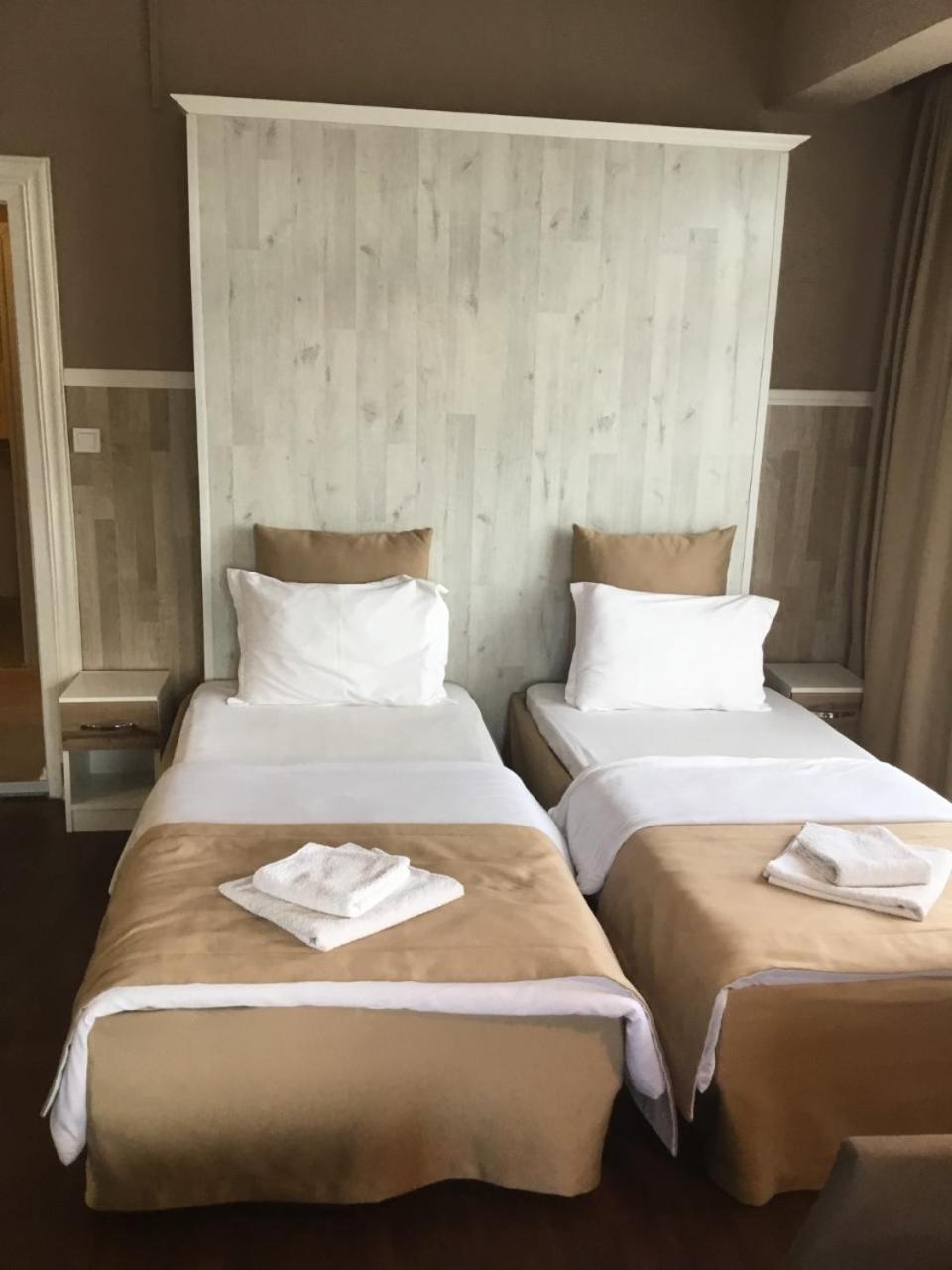 Akman Hotel Kusadası Esterno foto